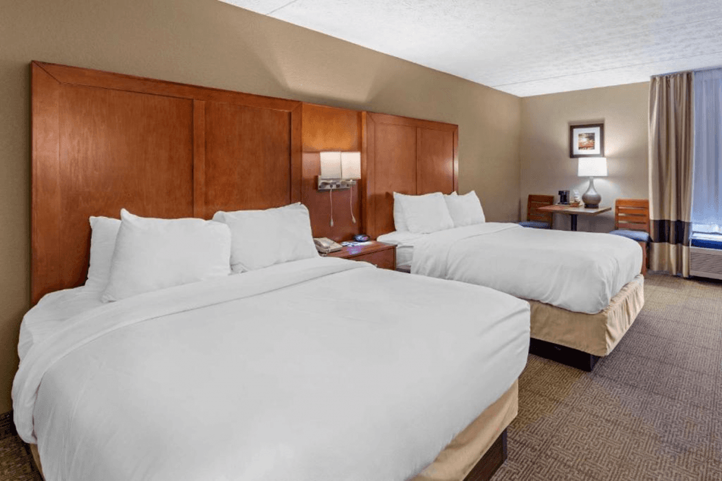 Comfort Inn Alliance — 10