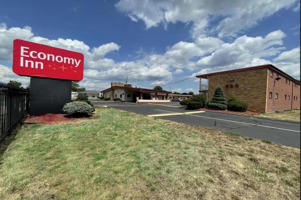 Economy Inn East Hartford CT — 2